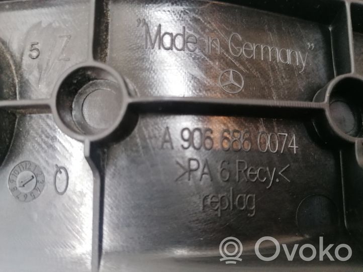 Mercedes-Benz 309 Takaoven kynnyksen suojalista A9066880074