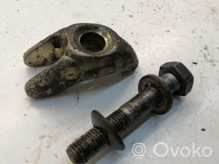 Renault Master II Support de pince d'injecteur de carburant 