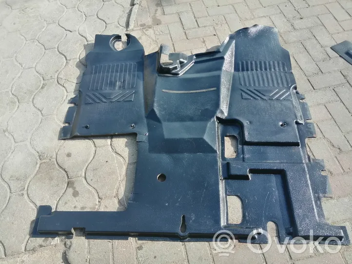 Ford Transit Alfombra revestimiento delantero 6C11V13026DG