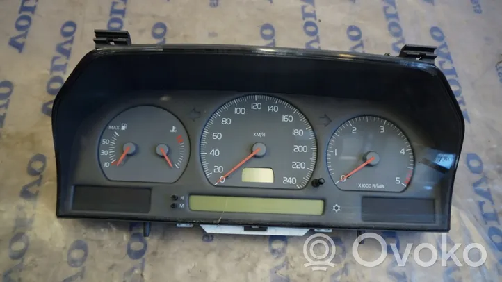 Volvo S70  V70  V70 XC Compteur de vitesse tableau de bord 9451530