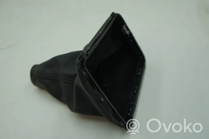 Volvo XC60 Rivestimento in plastica cornice della leva del cambio 