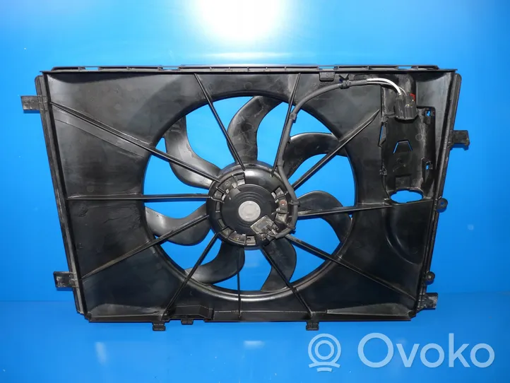 Mercedes-Benz A W176 Electric radiator cooling fan A2465000093