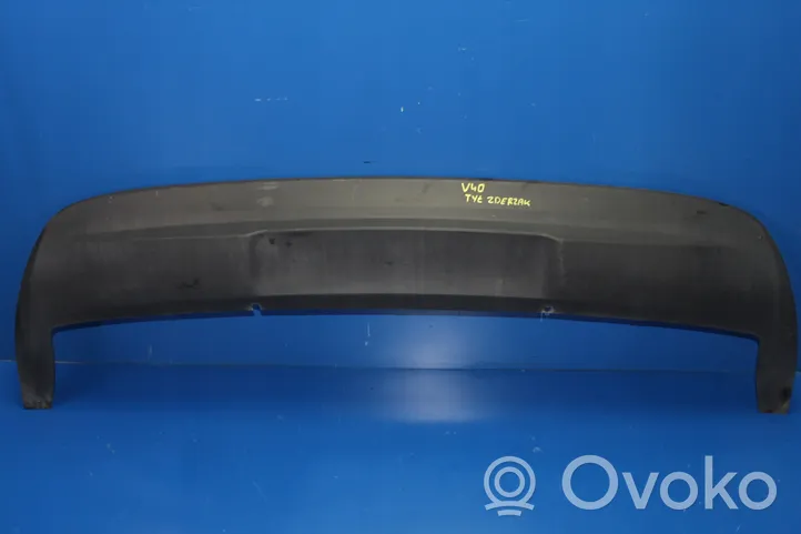 Volvo V40 Rivestimento della parte inferiore del paraurti posteriore 