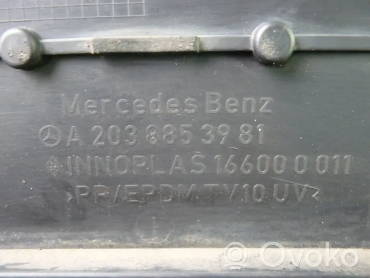 Mercedes-Benz CLC CL203 Support de plaque d'immatriculation A2038853981