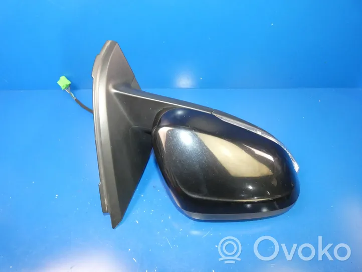 Volvo S60 Front door electric wing mirror 45246