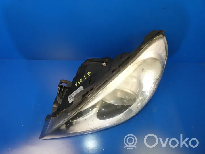 Volvo V60 Lampa przednia 31299996