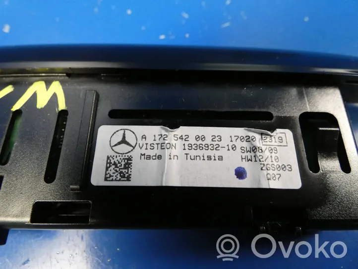 Mercedes-Benz GLA W156 Parking PDC sensor display screen A1725420023