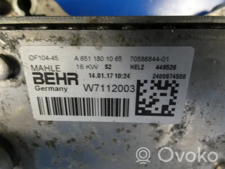 Mercedes-Benz GLA W156 Support de filtre à huile A6511801065