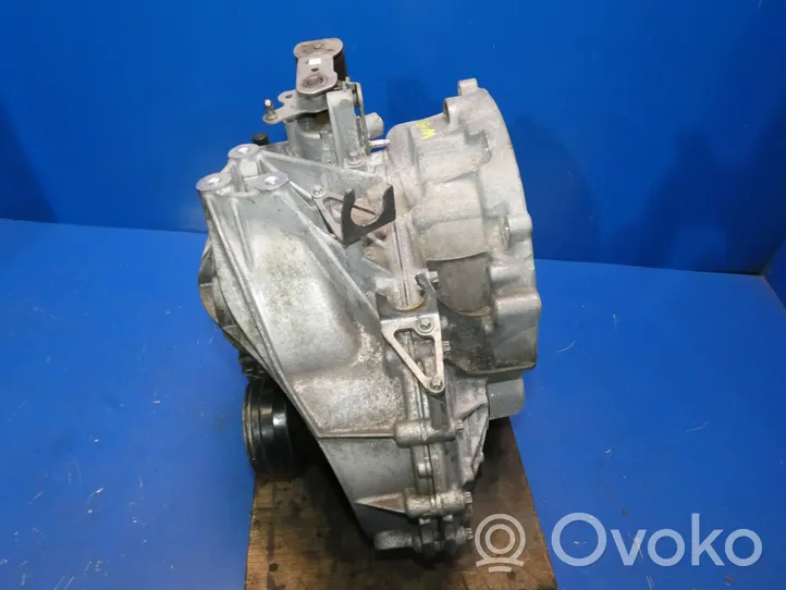 Mercedes-Benz GLA W156 Manual 6 speed gearbox A1762610101