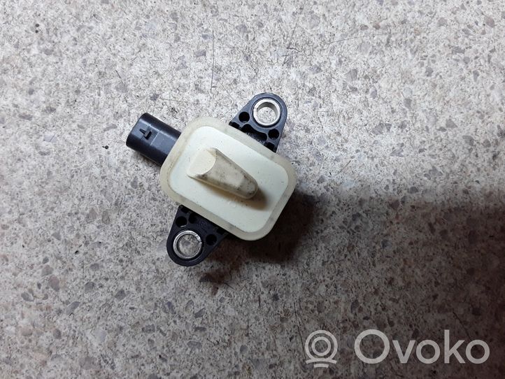 Fiat 500X Sensore d’urto/d'impatto apertura airbag 51943478