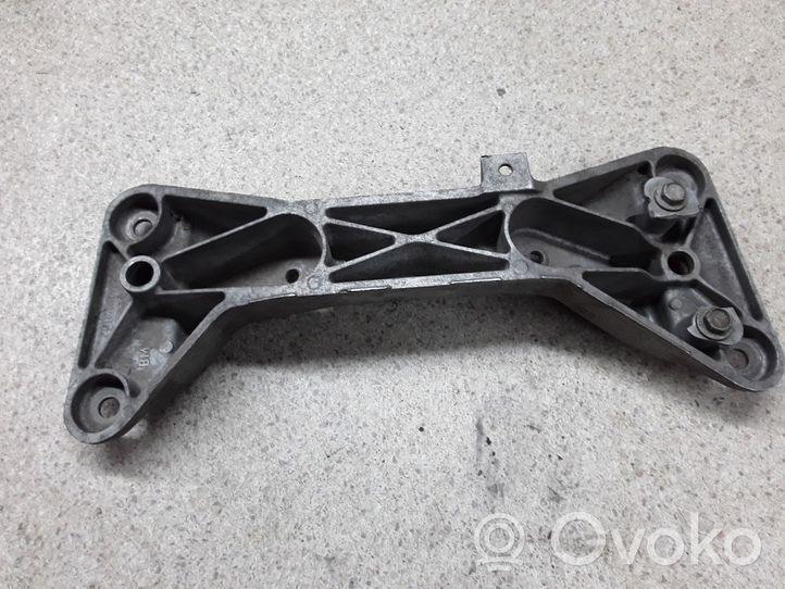 BMW 4 F32 F33 Supporto di montaggio scatola del cambio 6796605