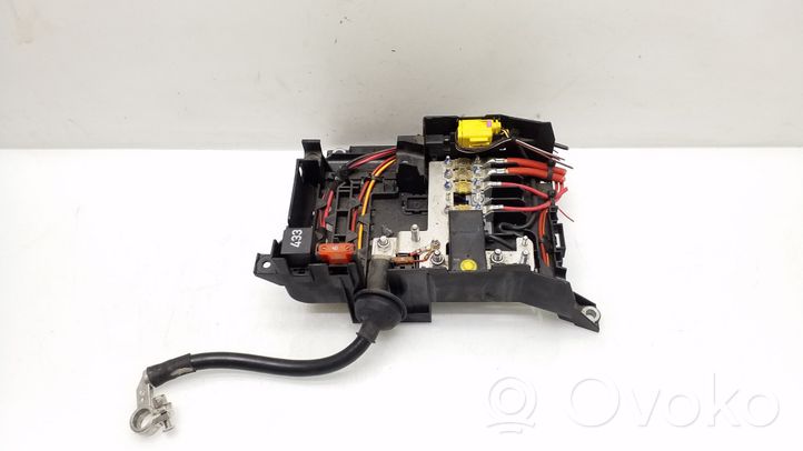 Volkswagen Touareg I Cableado positivo 7L0937548C