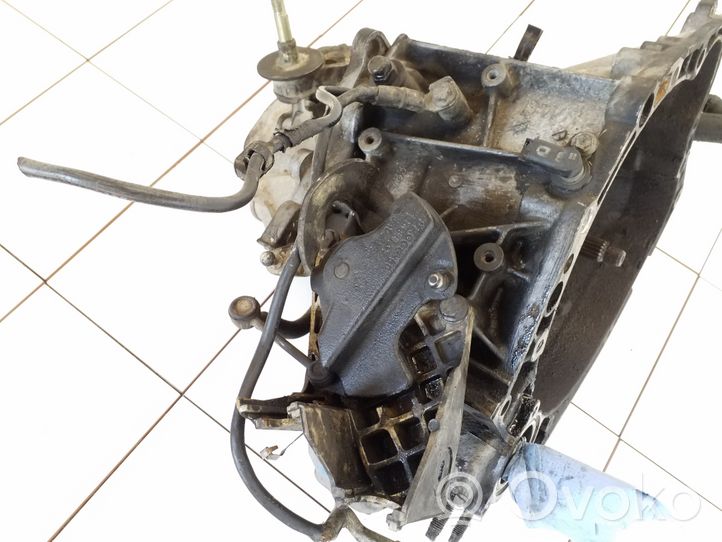 Peugeot 307 Manual 5 speed gearbox 20DM02