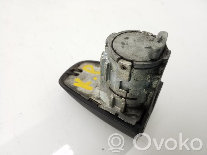 Mercedes-Benz Vito Viano W447 Maniglia esterna per portiera anteriore A4477600259