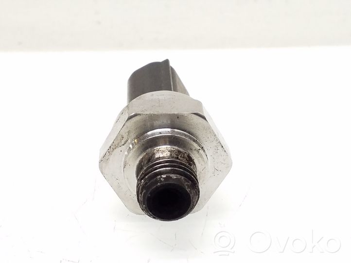 Mercedes-Benz C W205 Abgasdrucksensor Differenzdrucksensor A0009052706