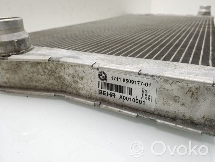 BMW 5 F10 F11 Radiateur de refroidissement 8509177