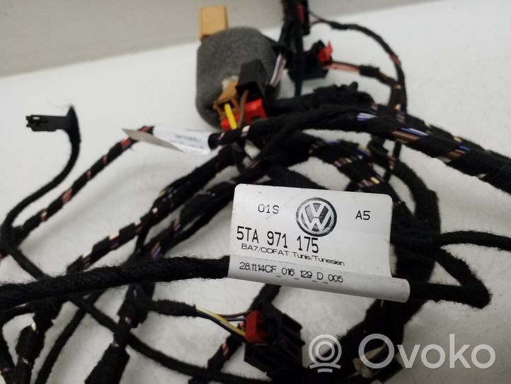Volkswagen Touran III Faisceau de câbles hayon de coffre 5TB971147