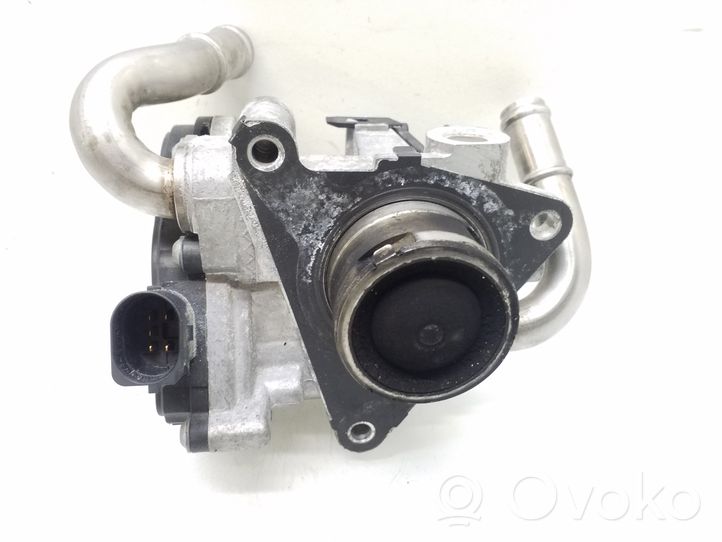 Volkswagen Touran III Soupape vanne EGR 04L15150