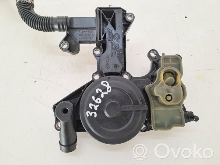 Audi A4 S4 B8 8K Separatore dello sfiato dell’olio 06H103495AE