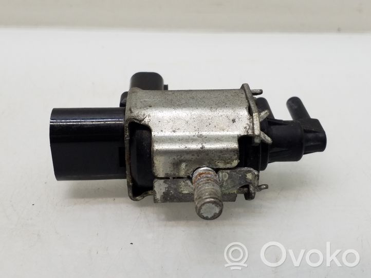 Ford S-MAX Vacuum valve 4M5G9A500