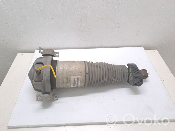 Volkswagen Touareg I Amortisseur de suspension pneumatique 7L6512022E