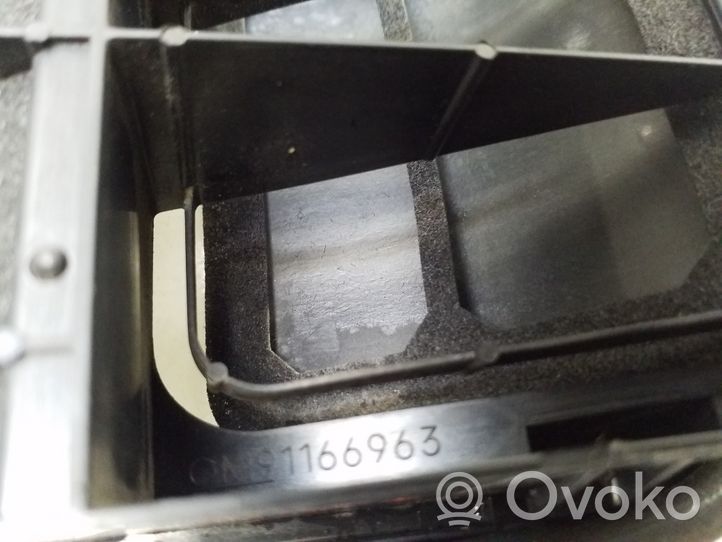 Nissan Qashqai Évent de pression de quart de panneau GM91166963