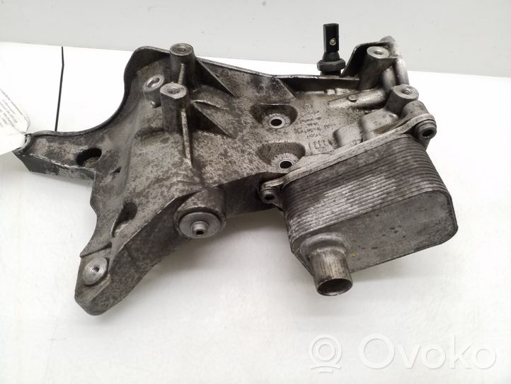 Volkswagen PASSAT B6 Support de filtre à huile 06J903143S