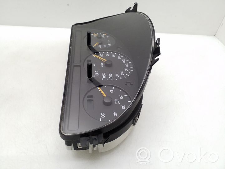 Mercedes-Benz ML W163 Tachimetro (quadro strumenti) A1635404011