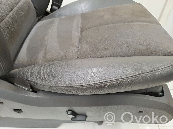 Mercedes-Benz ML W163 Sedile anteriore del passeggero A1639100050