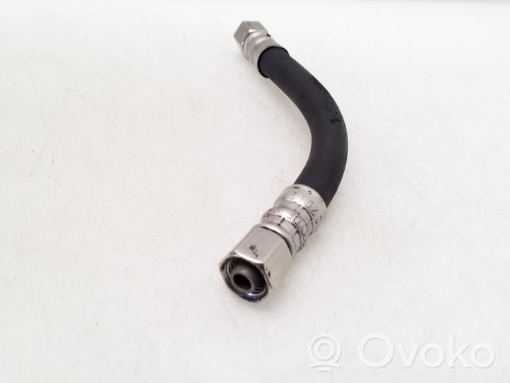 Volkswagen Touareg I Fuel line pipe 070127511A