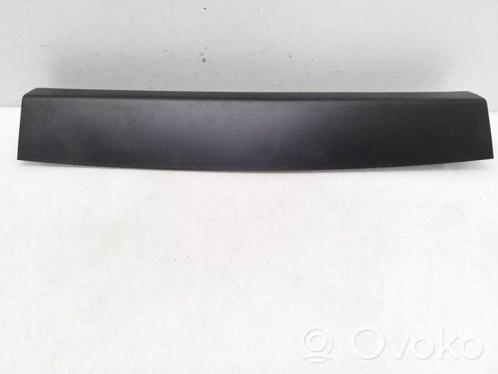 Peugeot 5008 II Tailgate trim 9814250177