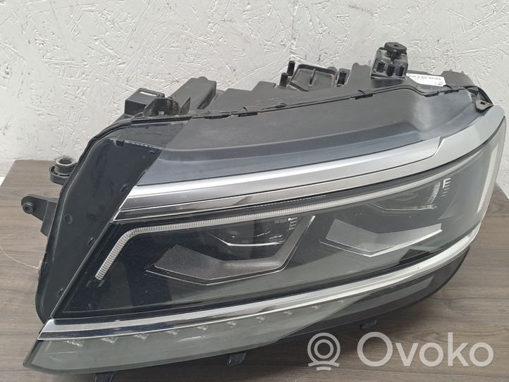 Volkswagen Tiguan Lampa przednia 5NB941081A