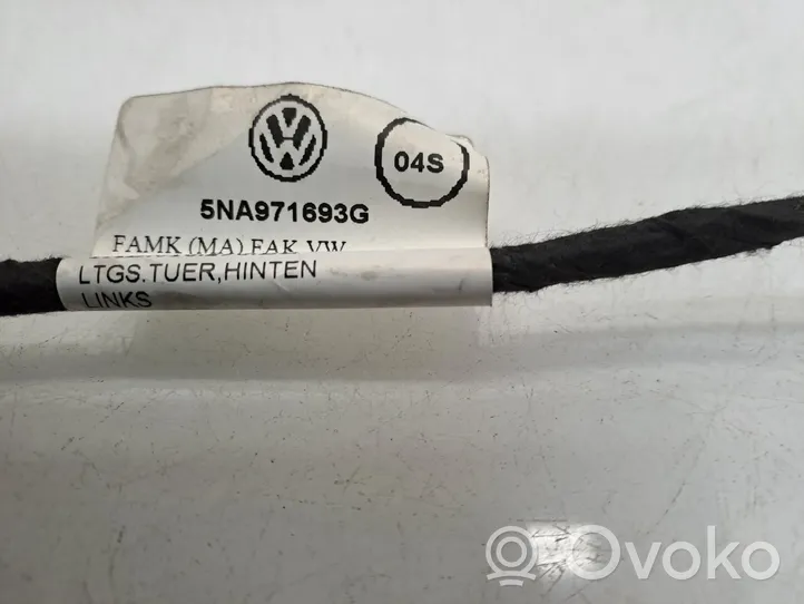 Volkswagen Tiguan Galinių durų instaliacija 5NA971693G