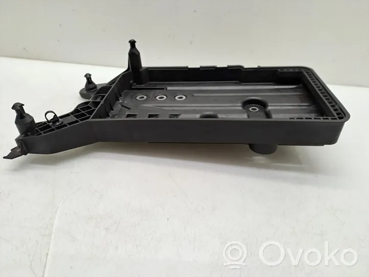 Volkswagen Tiguan Support boîte de batterie 5QF915331A