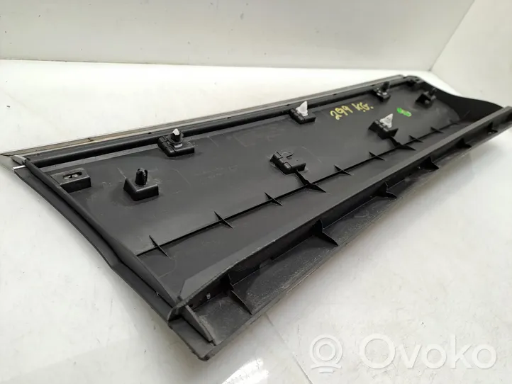 Volkswagen Tiguan Takaoven lista (muoto) 5NA854949G