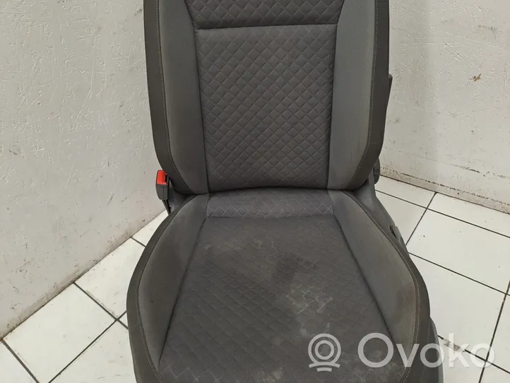 Volkswagen Tiguan Fotele / Kanapa / Komplet 5QA881105