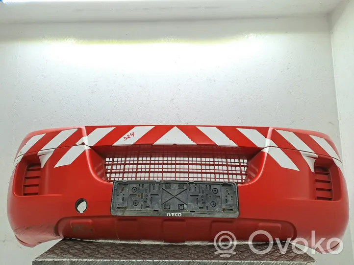 Iveco Daily 35.8 - 9 Front bumper 