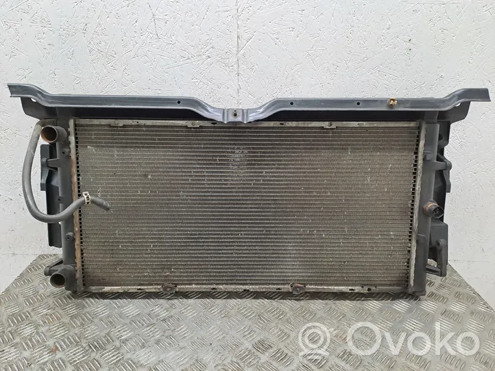 Volkswagen Transporter - Caravelle T4 Dzesēšanas šķidruma radiators 