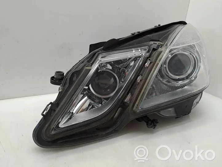 Mercedes-Benz E W212 Lampa przednia A2128203159