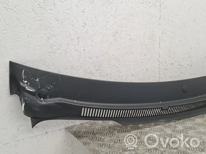 Volkswagen Transporter - Caravelle T5 Wiper trim 7H0819403A