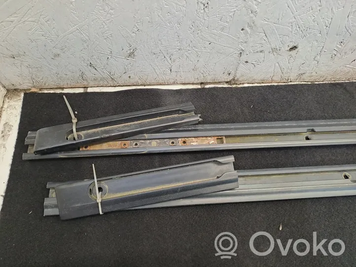 Volkswagen Transporter - Caravelle T5 Roof transverse bars on the "horns" 7H3860181A