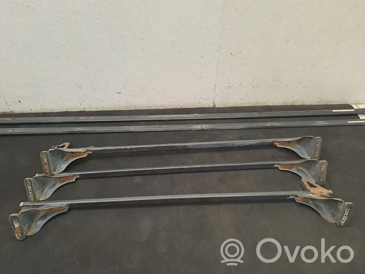 Volkswagen Transporter - Caravelle T5 Roof transverse bars on the "horns" 7H3860181A