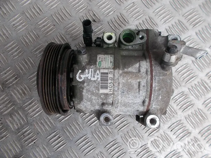 Hyundai i30 Ilmastointilaitteen kompressorin pumppu (A/C) F500AN8AA03