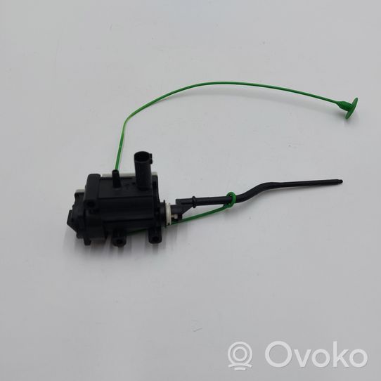 Mini Cooper Countryman R60 Motorino del tappo del serbatoio del carburante 985879