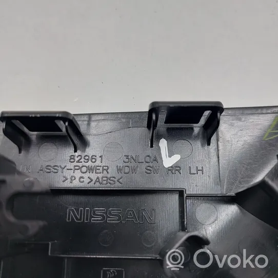 Nissan Leaf II (ZE1) Moldura del interruptor de la ventana de la puerta derecha 829613NL0A