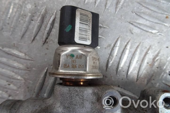 Audi A6 Allroad C7 Tuyau de conduite principale de carburant 05A906051