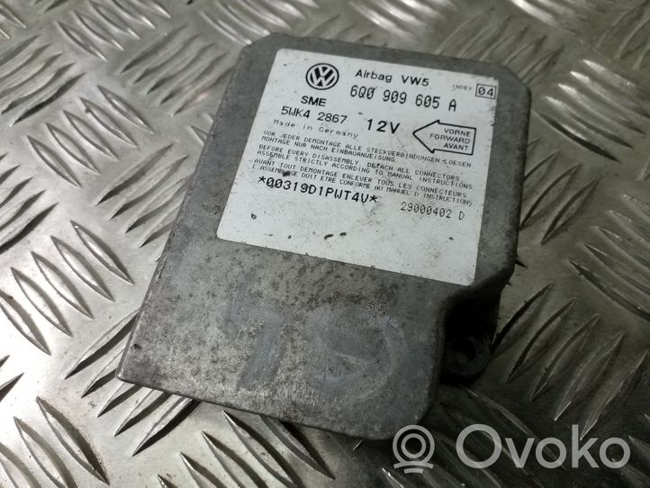 Volkswagen Polo Oro pagalvių valdymo blokas 6Q0909605A