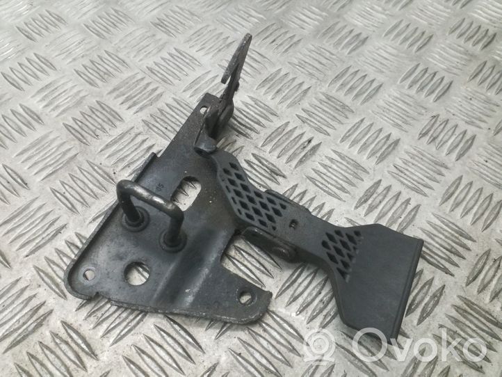 Audi A4 S4 B6 8E 8H Engine bonnet/hood lock/latch loop/hook 8E0823480E