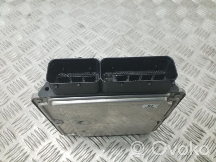 Seat Leon (5F) Unité de commande, module ECU de moteur 04L907309B