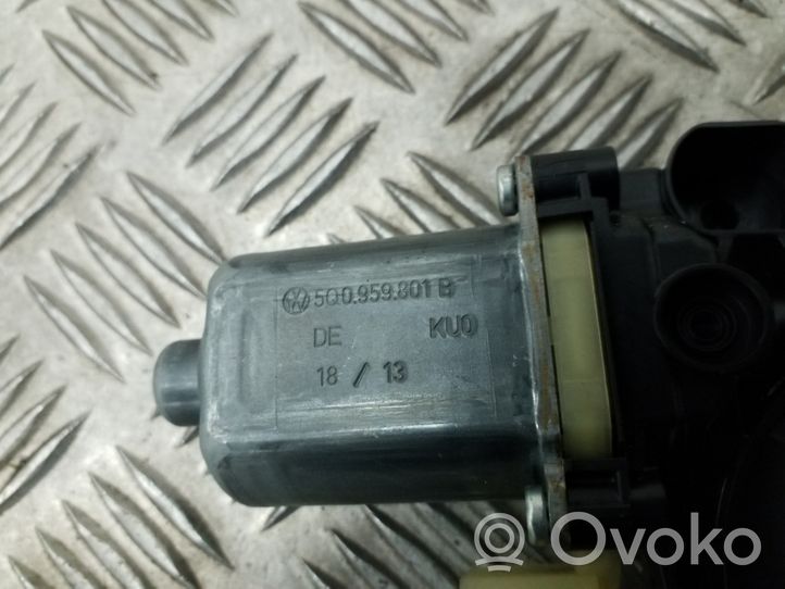 Volkswagen Golf VII Front door window regulator motor 5Q0959801B